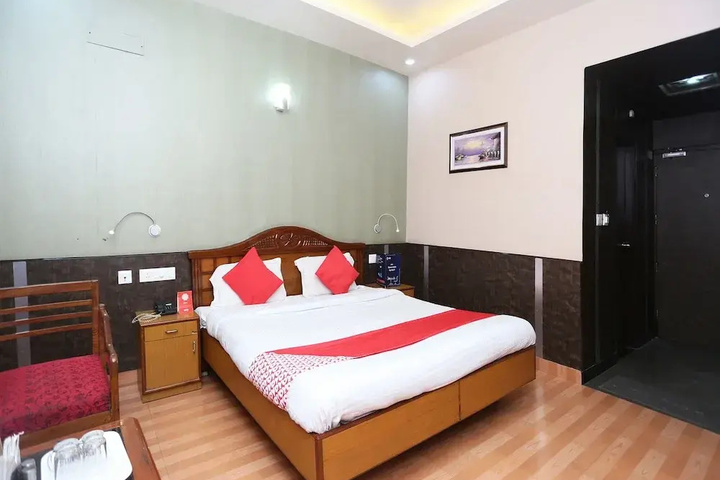 Room 3 of 13