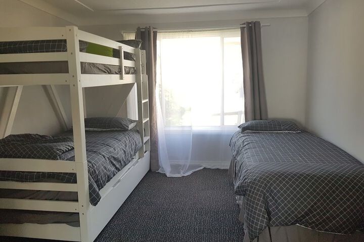 Room 4 of 15