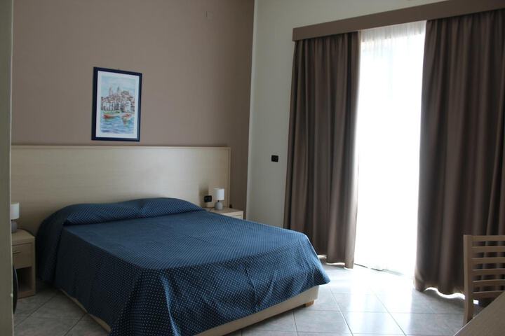 Room 10 of 57