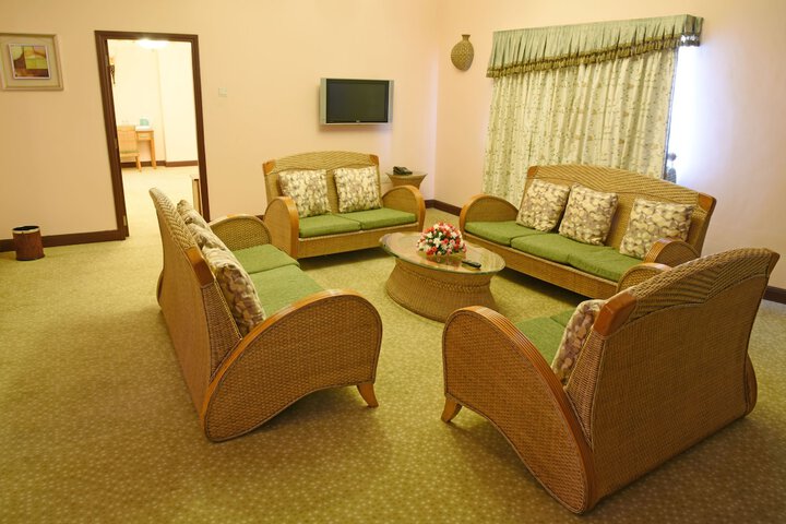 Room 14 of 66