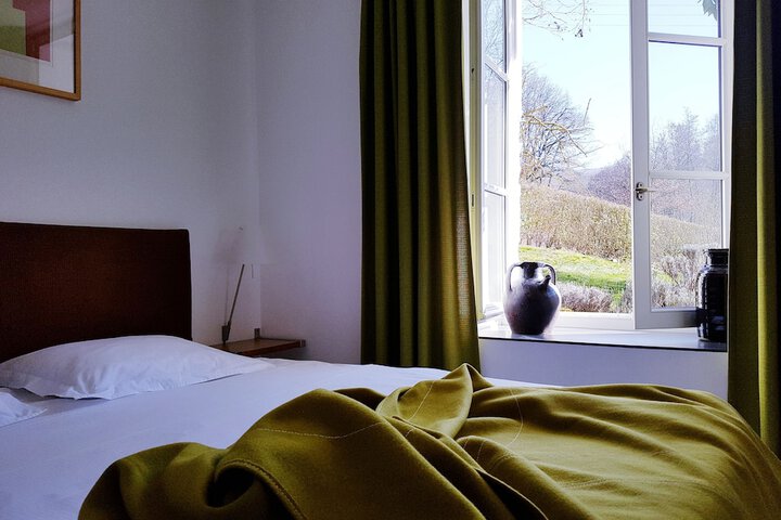 Room 5 of 72