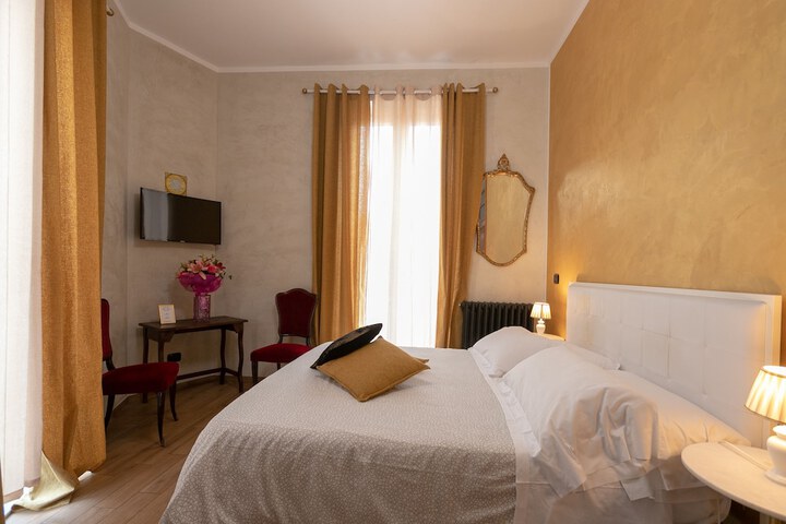 Room 5 of 54