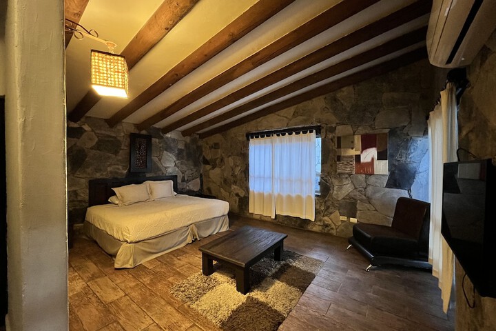 Room 7 of 43