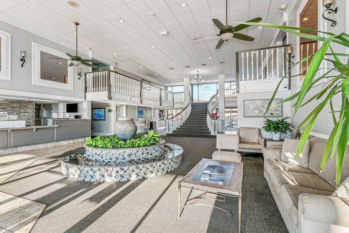 Hotel Interior 16 of 124