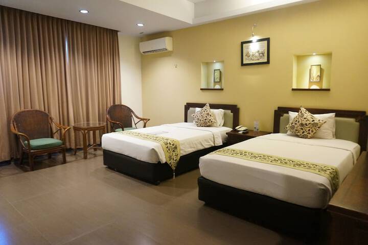 Room 15 of 29