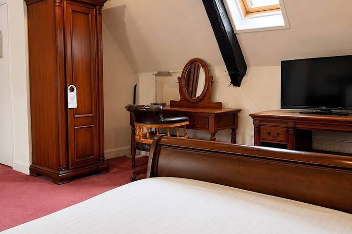 Room 12 of 47