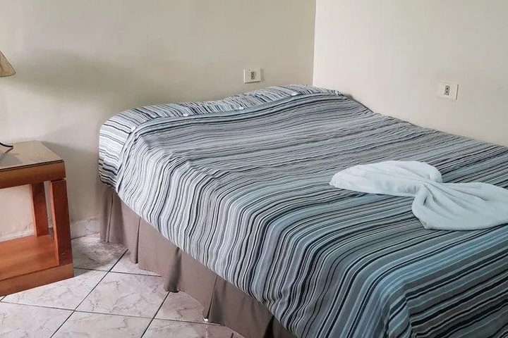 Room 3 of 14