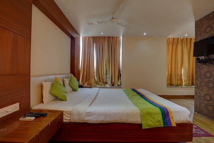 Room 18 of 30