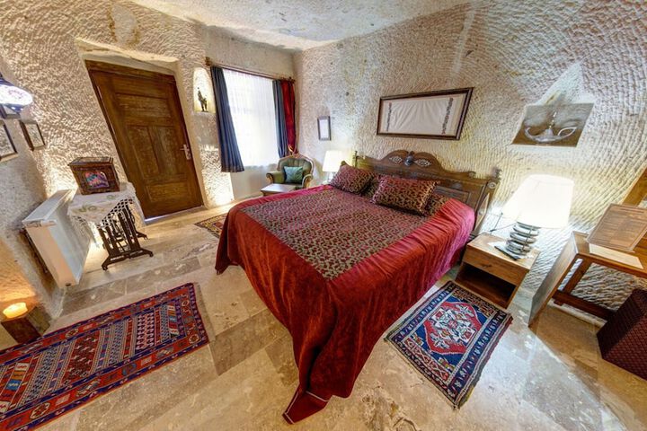 Room 28 of 109