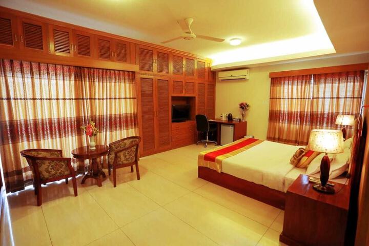 Room 18 of 38