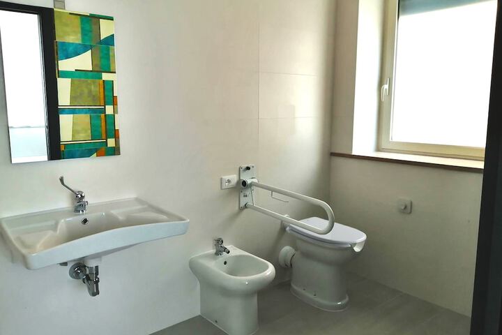 Room 48 of 98