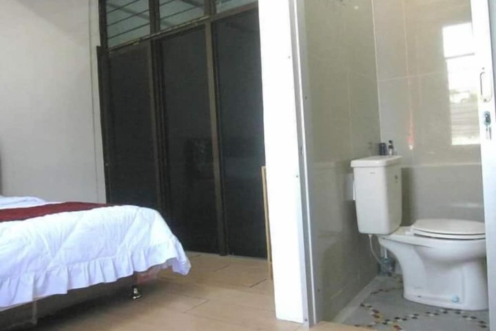 Room 5 of 21