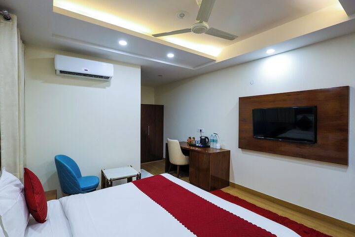 Room 14 of 56