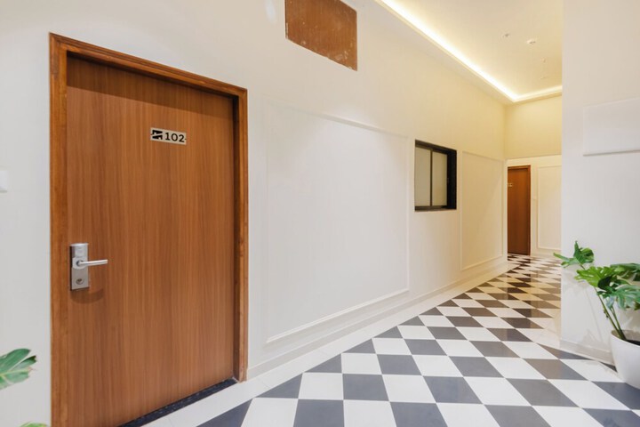 Hotel Interior 2 of 93