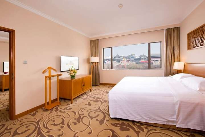 Room 19 of 56