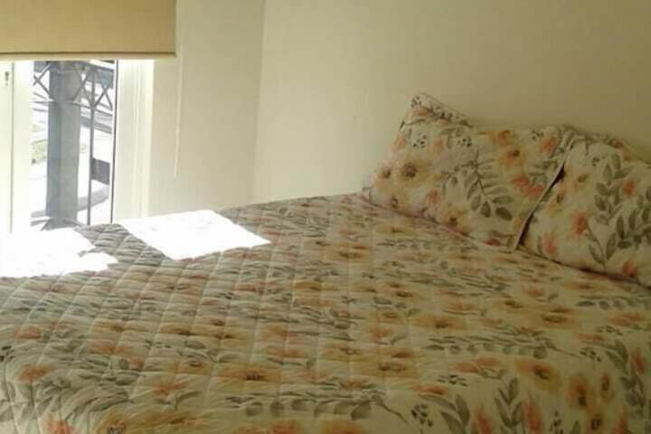 Room 3 of 10