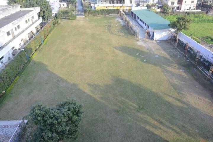 Property Grounds 13 of 16
