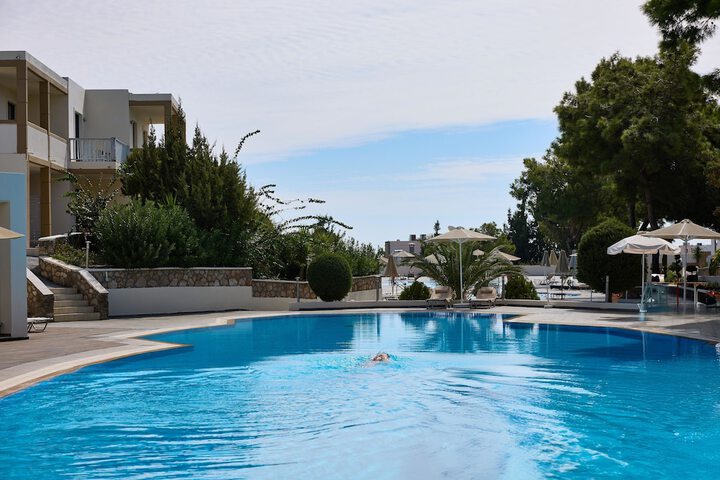 Pool 102 of 212