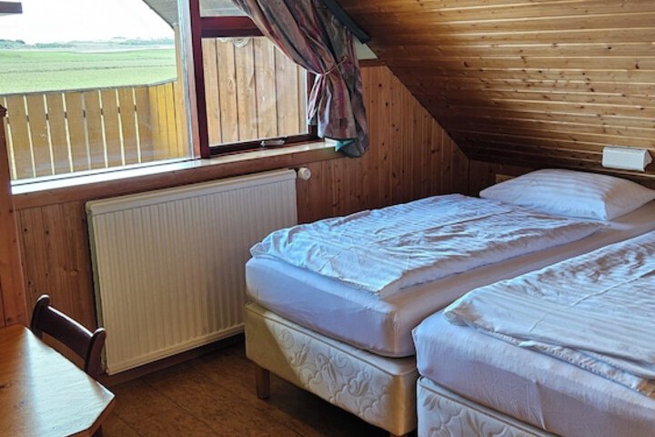 Room 62 of 162