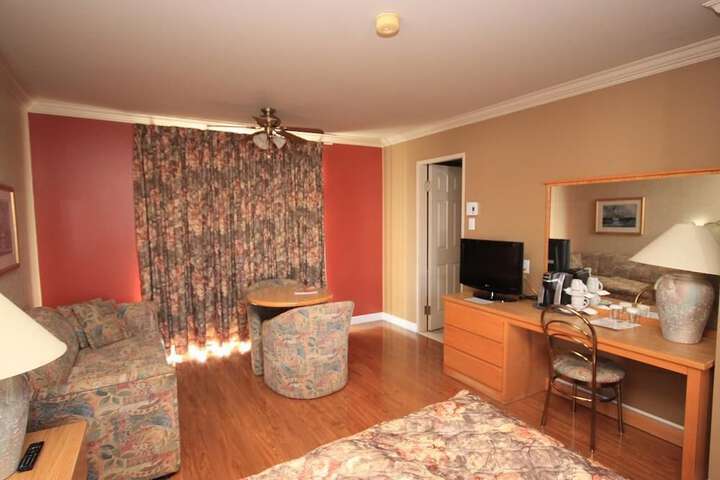 Room 16 of 36