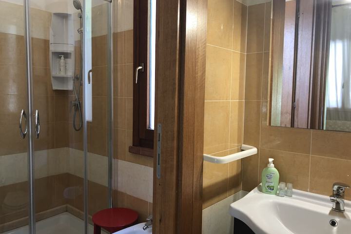 Bathroom Interior Photo
