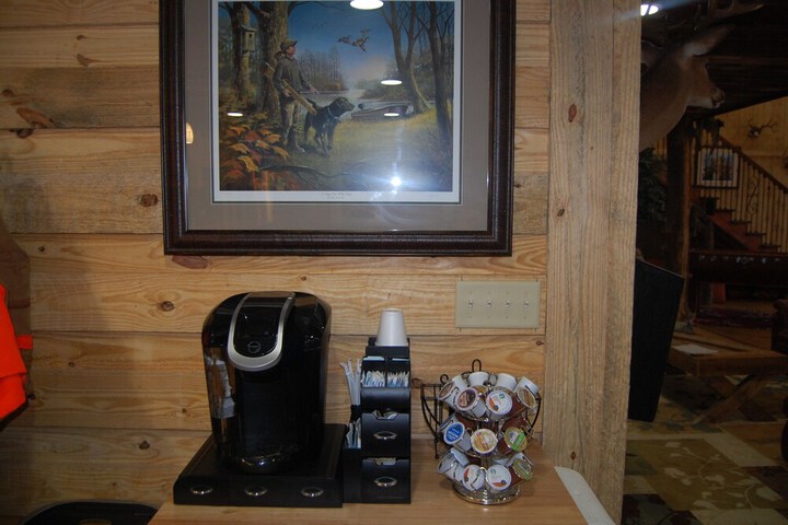 Breakfast/Coffee Service 21 of 32