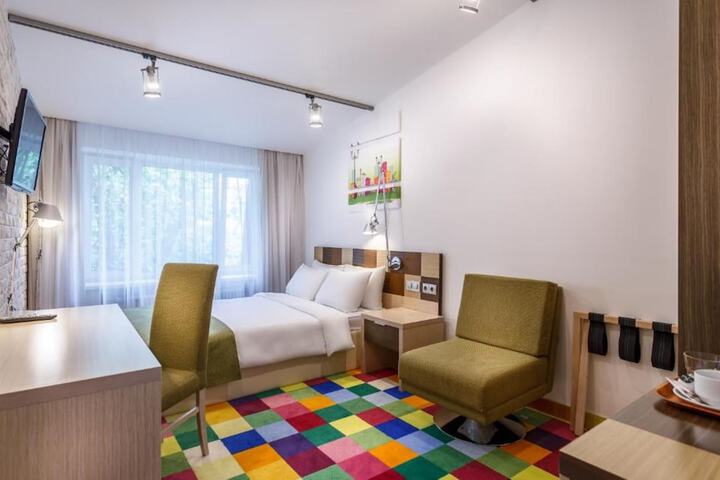 Room 5 of 35