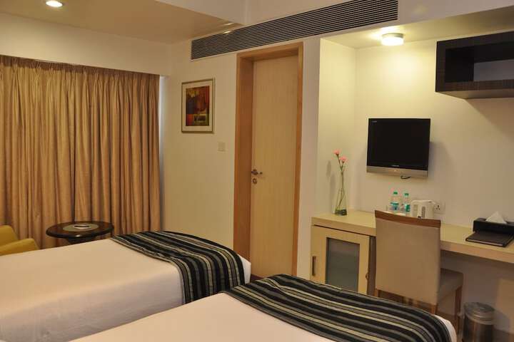 Room 9 of 71