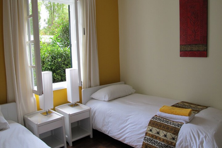 Room 5 of 33