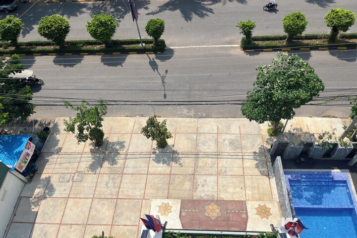 Hotel 68 of 72
