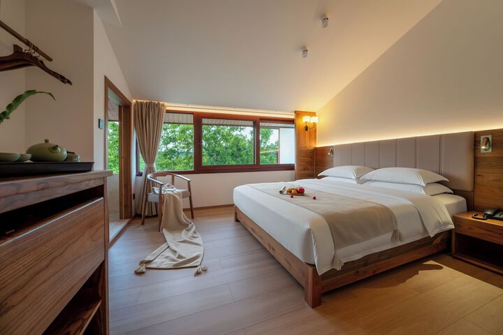 Room 12 of 89