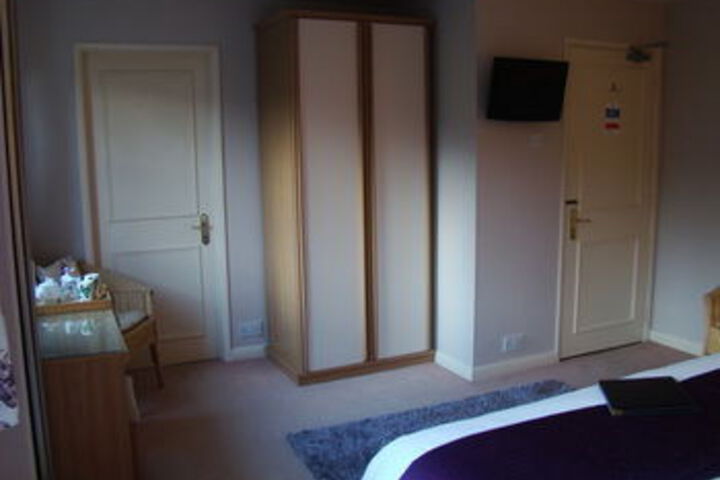 Room 25 of 51