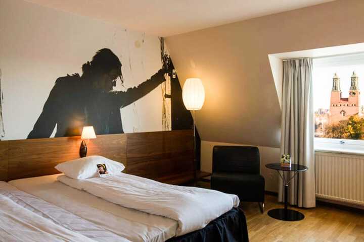 Room 14 of 51