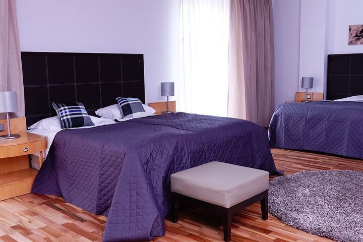 Room 8 of 39