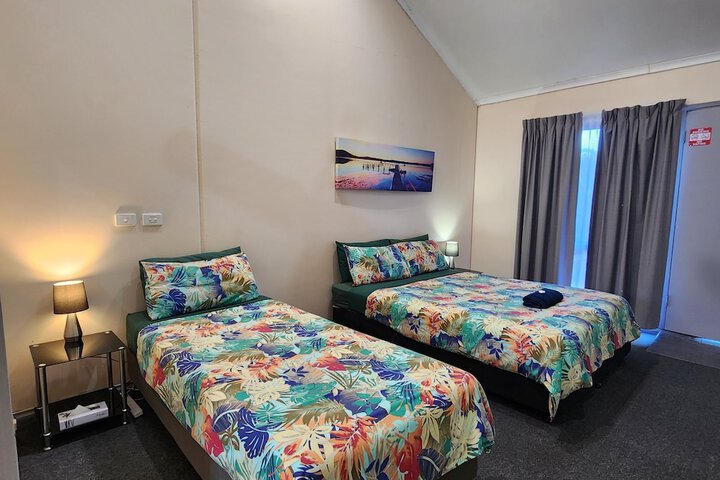 Room 4 of 15