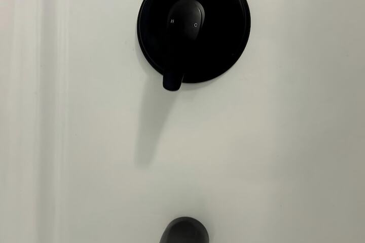 Basic Double Room (17 of 20)