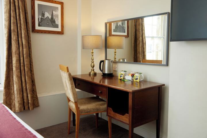 Room 22 of 47