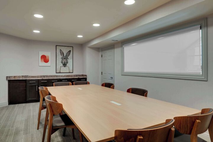 Meeting facility