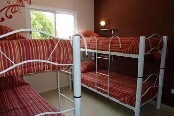 Urquiza Suites & Apartemant