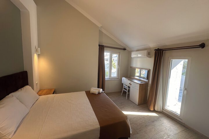 Room 48 of 171