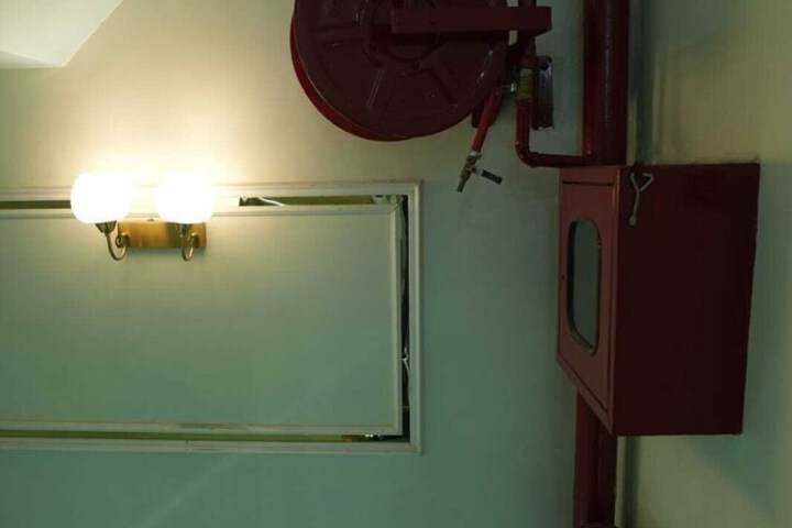 Room 15 of 28