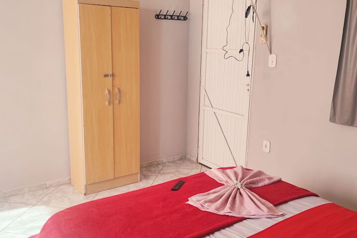 Room 8 of 23