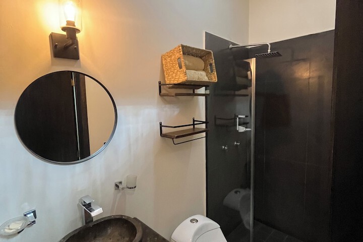 Room 22 of 27