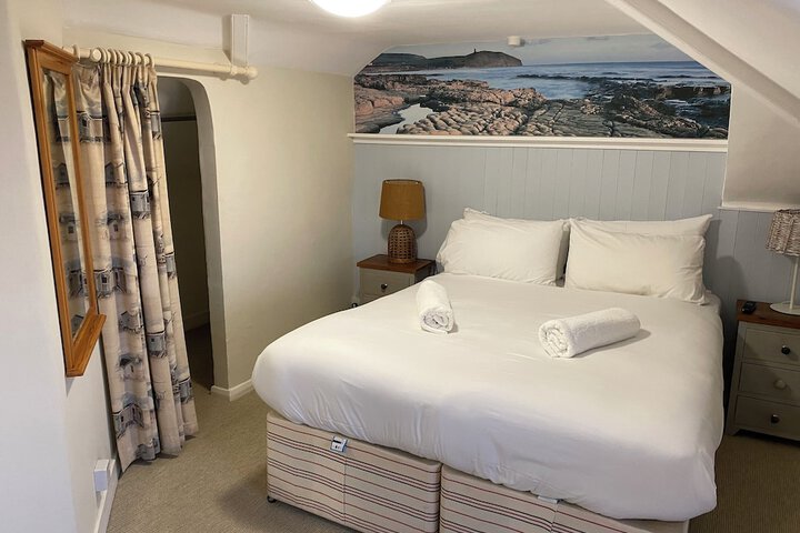 Room 33 of 55