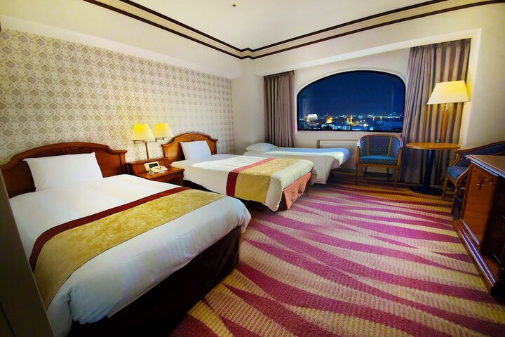 Room 25 of 61