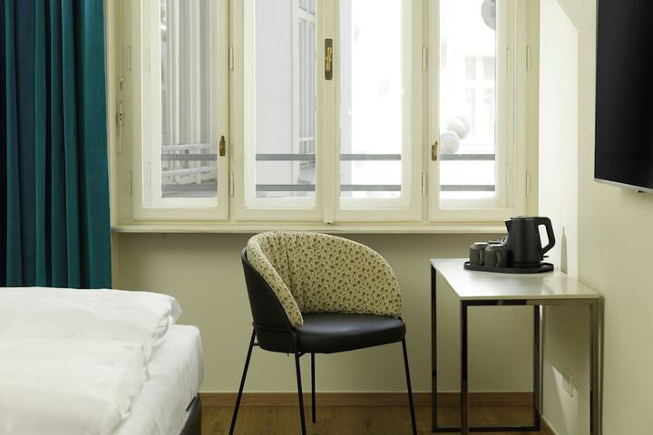 Room 29 of 89