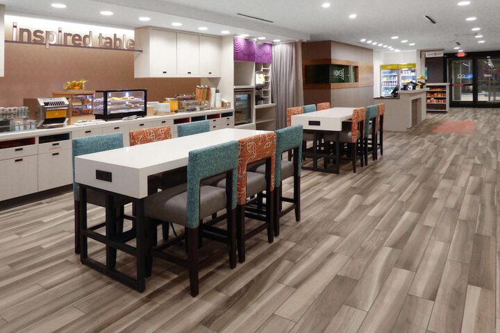 Breakfast area