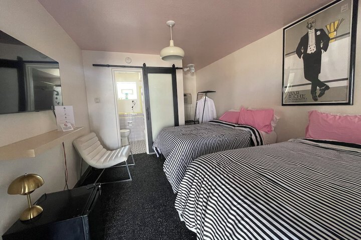 Room 14 of 131
