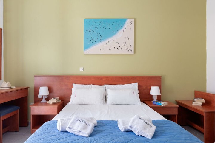 Room 11 of 23