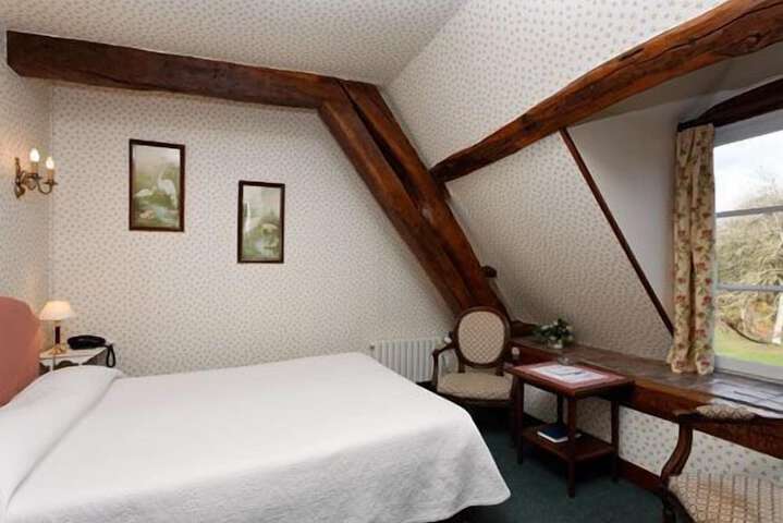 Room 9 of 54